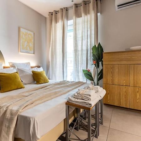 Dafne Room Un'Oasi Romana Per Coppie Exterior photo