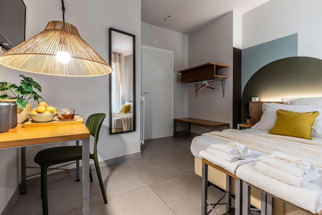 Dafne Room Un'Oasi Romana Per Coppie Exterior photo