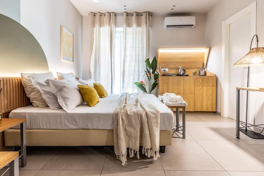 Dafne Room Un'Oasi Romana Per Coppie Exterior photo